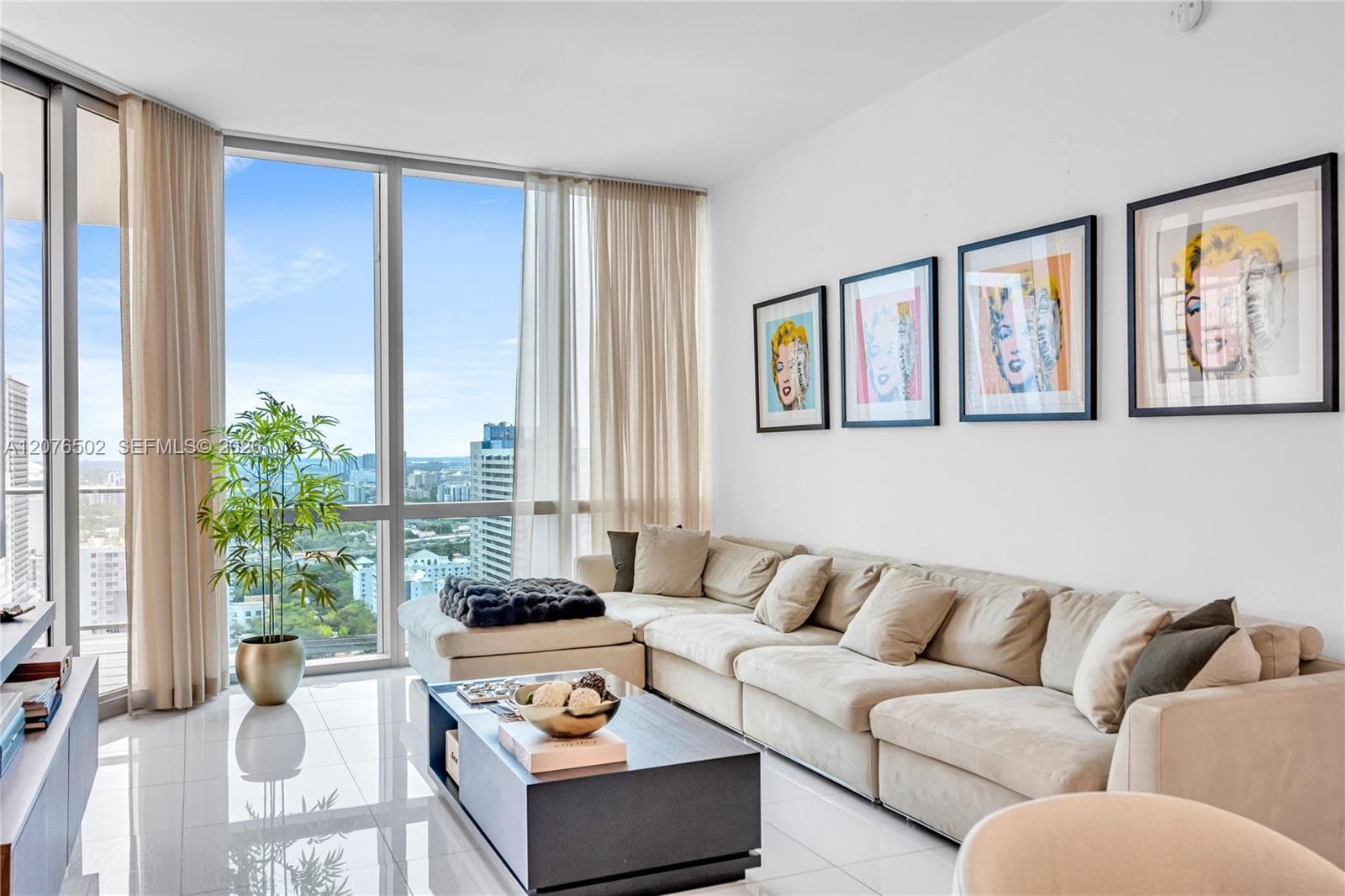 851 NE 1st Ave # 2408, Miami FL 33132
