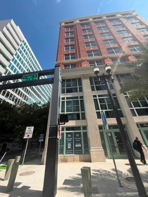111 E Flagler St # 406, Miami FL 33131