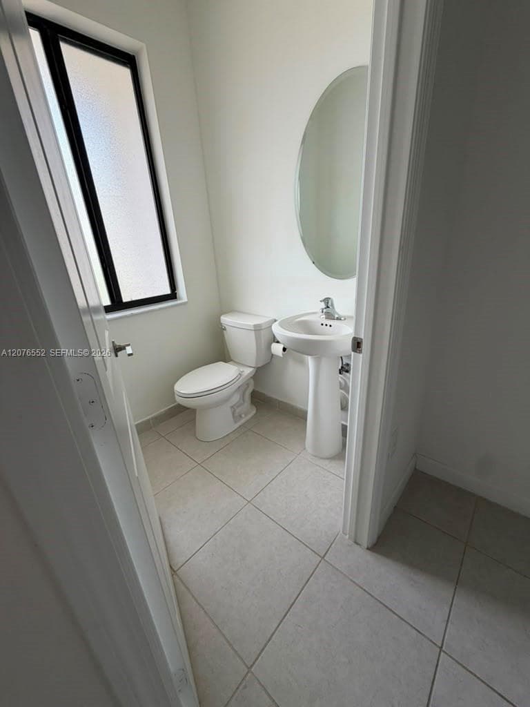 519 NE 208th Ter, Miami FL 33179