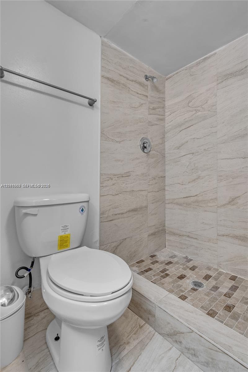 9143 SW 77th Ave # B802, Miami FL 33156