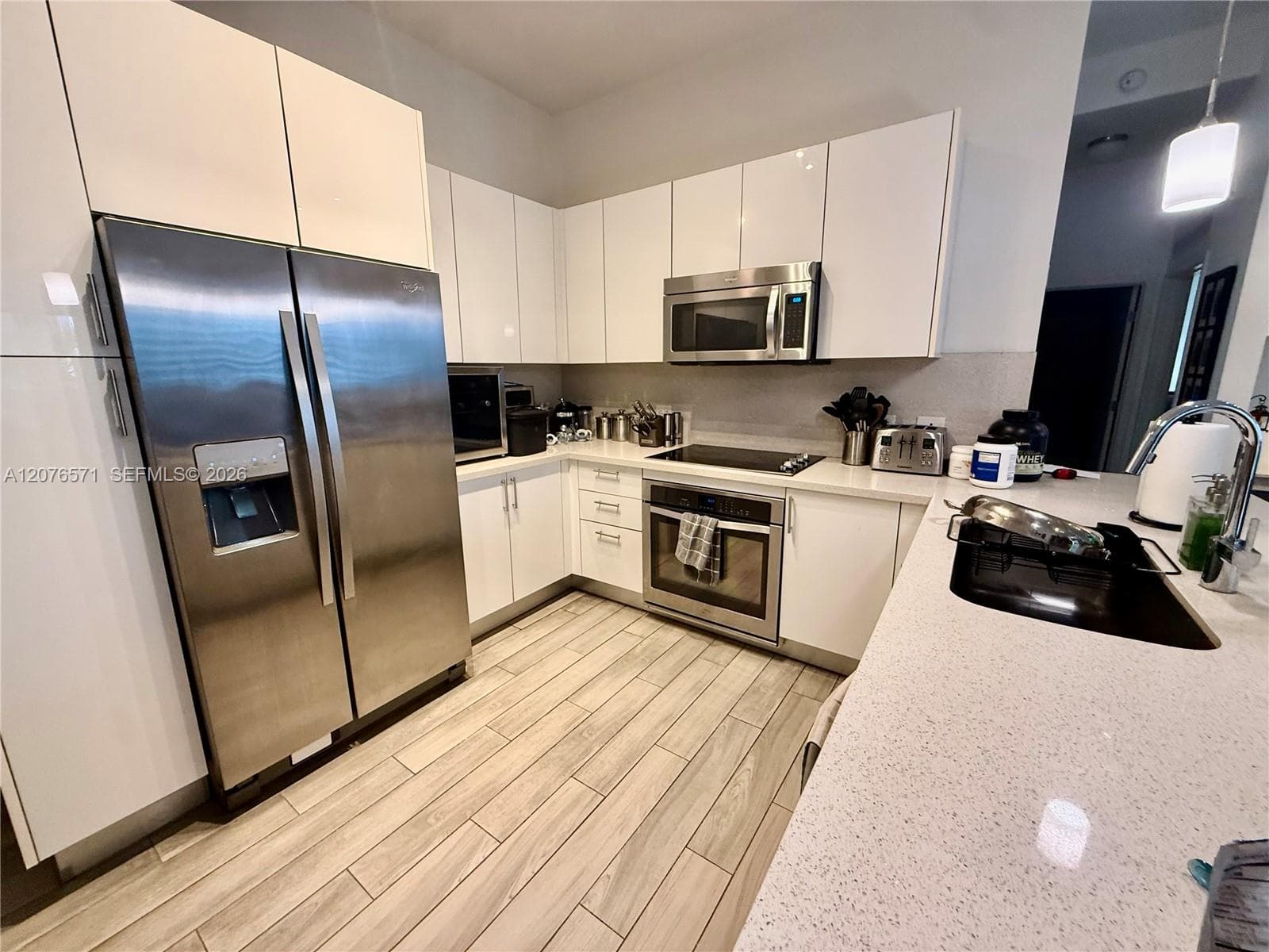 999 SW 1st Ave # 1114, Miami FL 33130