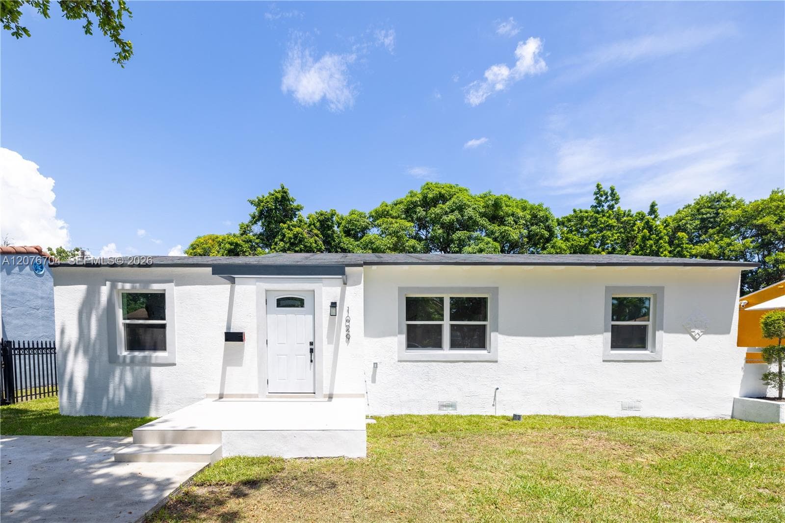 1029 NW 42nd St, Miami FL 33127