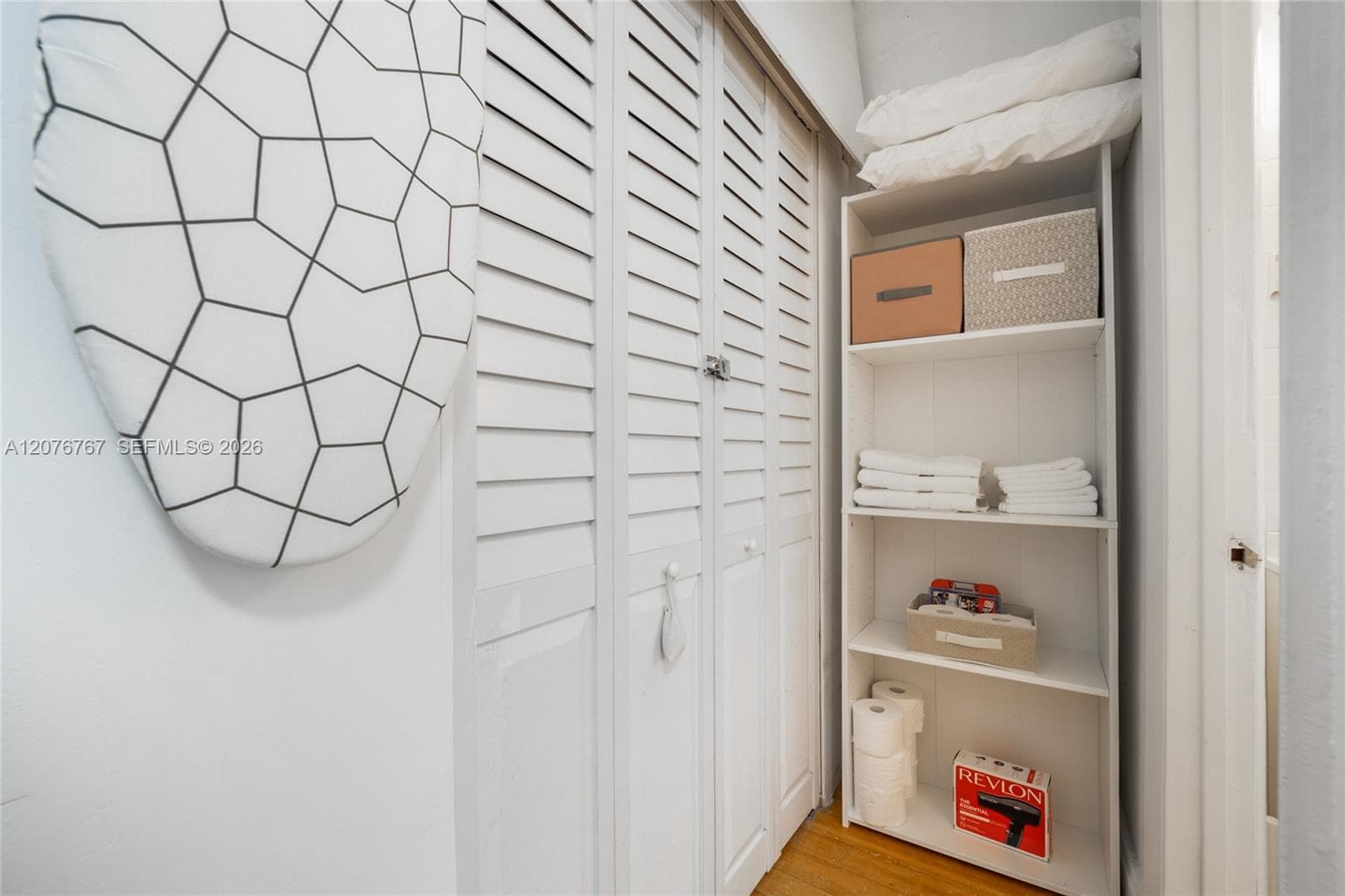 300 74th St # 6, Miami Beach FL 33141