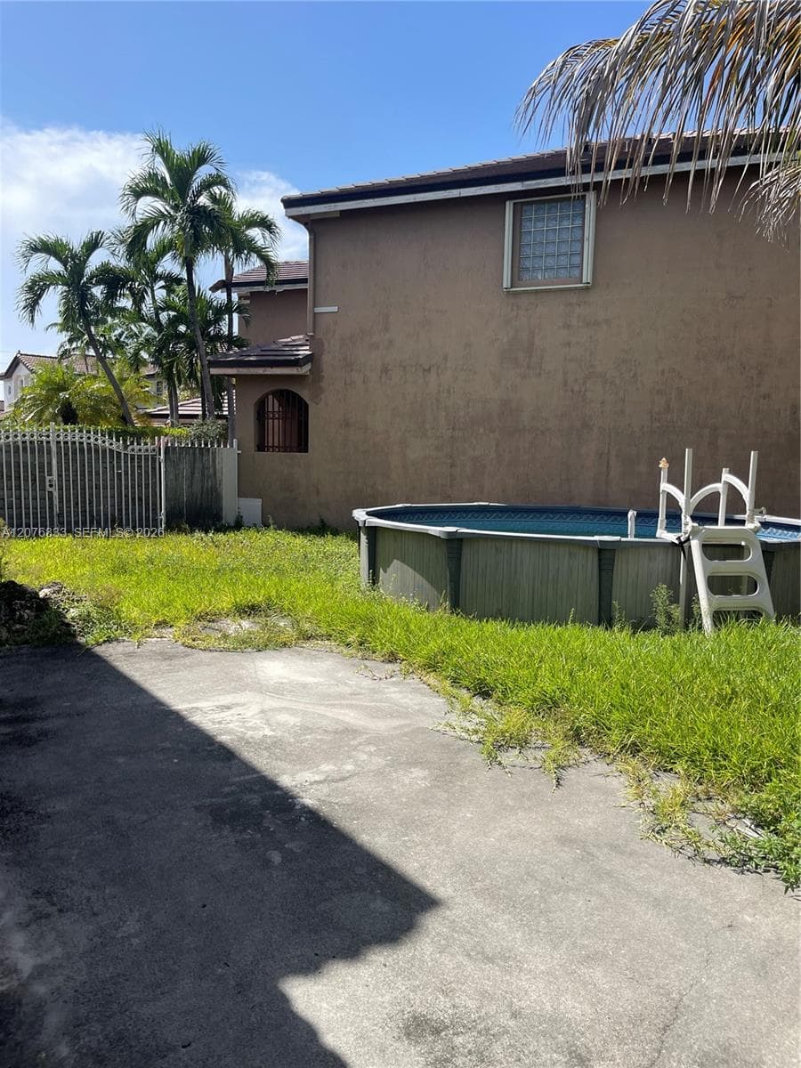 15523 SW 36th Ter, Miami FL 33185