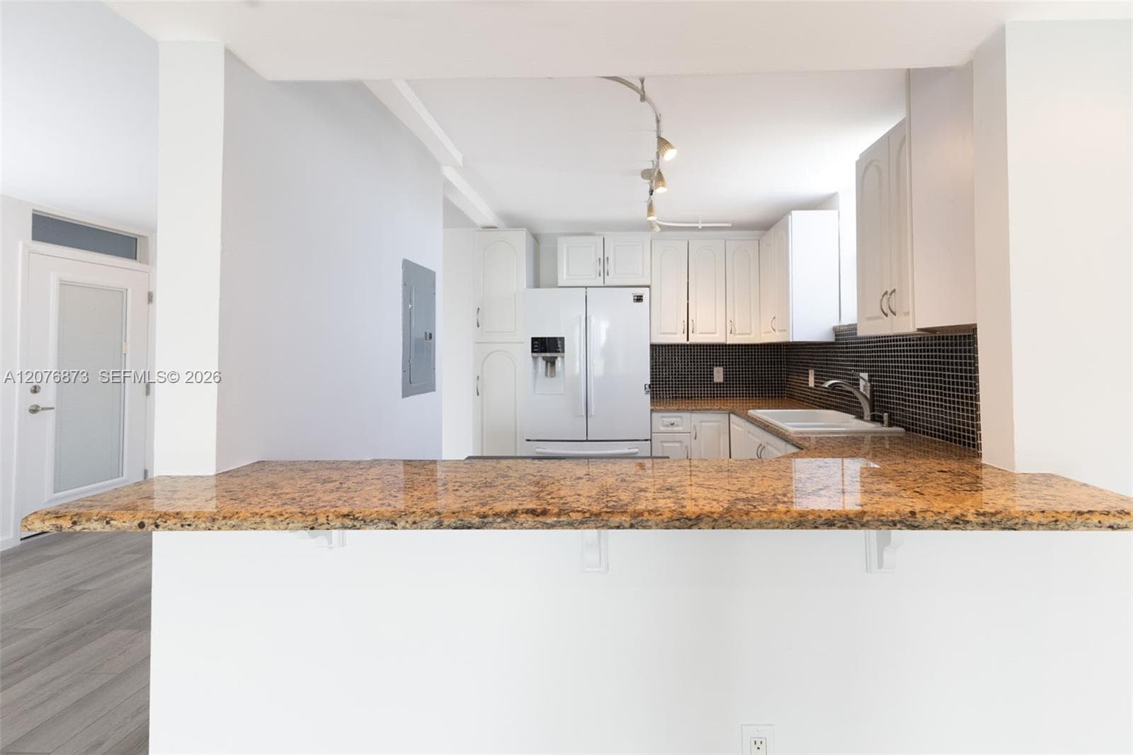 1045 10th St # 604, Miami Beach FL 33139