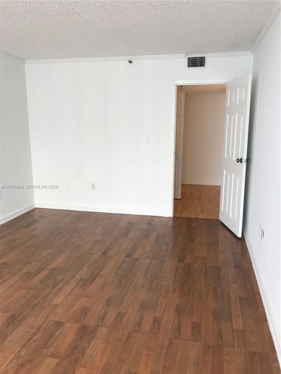 555 NE 15th St # 30E, Miami FL 33132