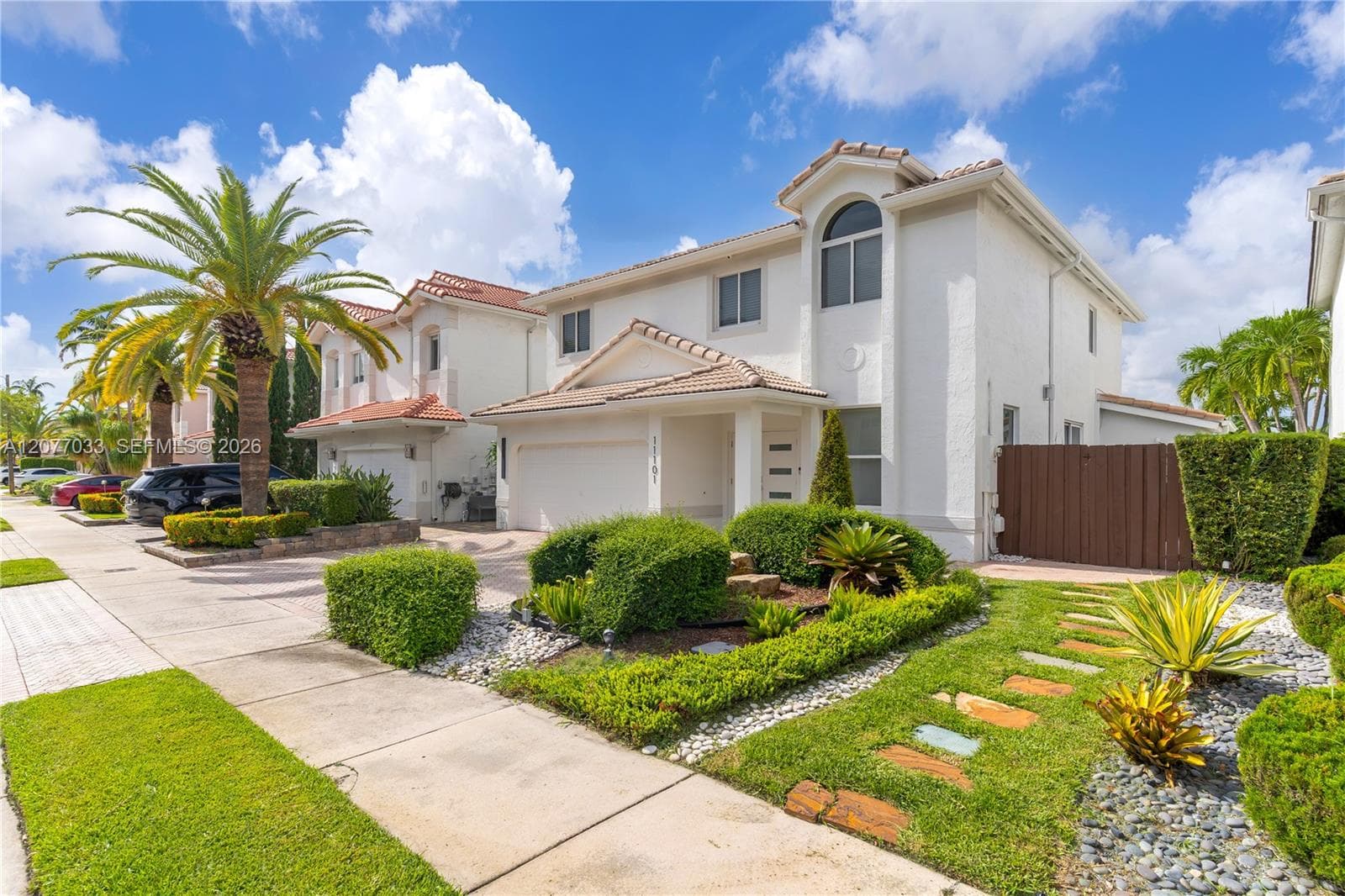 11101 NW 72nd Ter, Doral FL 33178