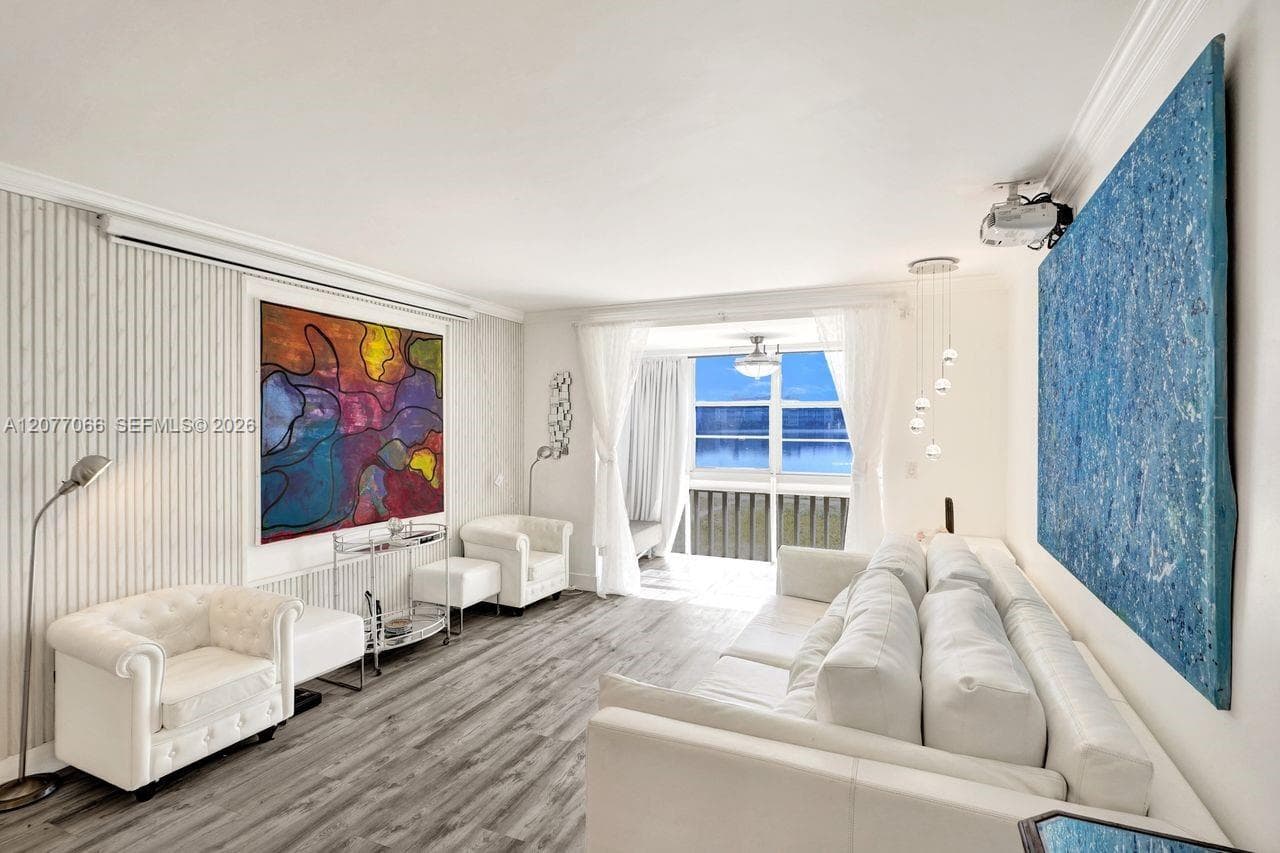 18707 NE 14th Ave # 522, Miami FL 33179