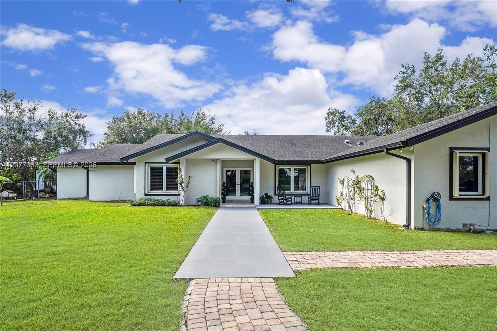 15290 SW 200th St, Miami FL 33187