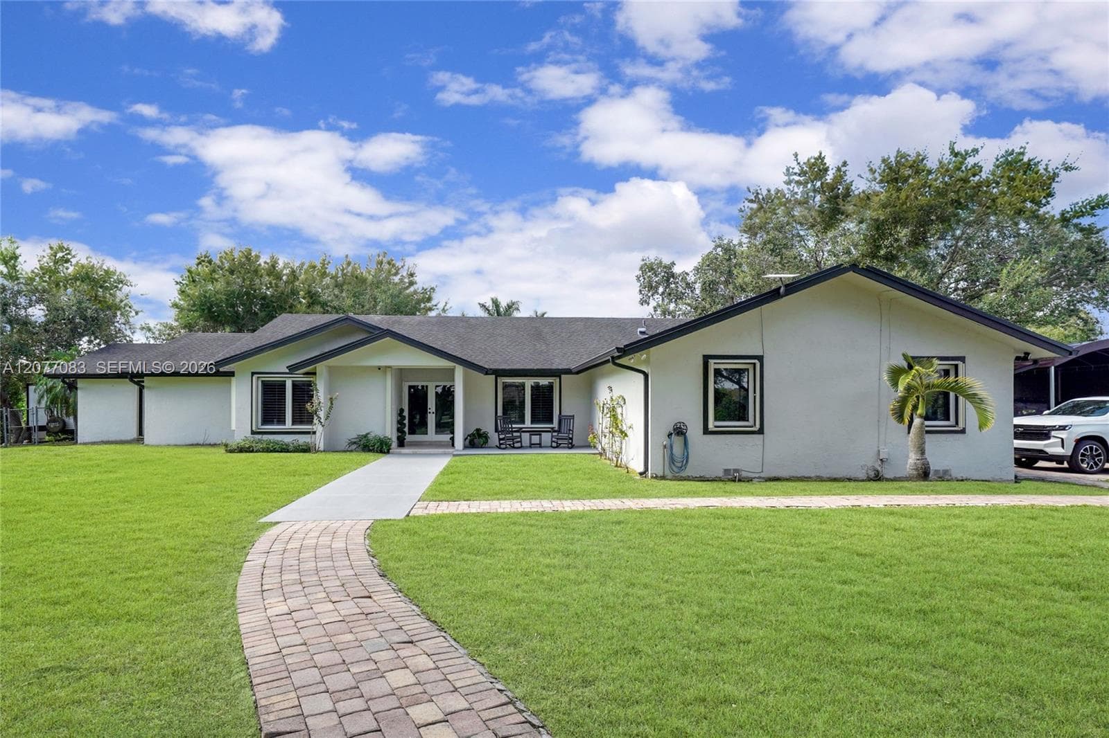 15290 SW 200th St, Miami FL 33187