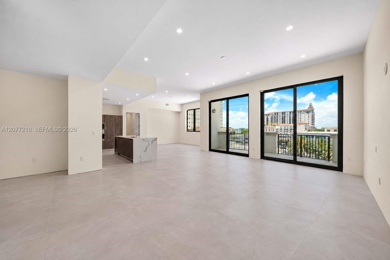 275 Giralda Ave # 6A, Coral Gables FL 33134