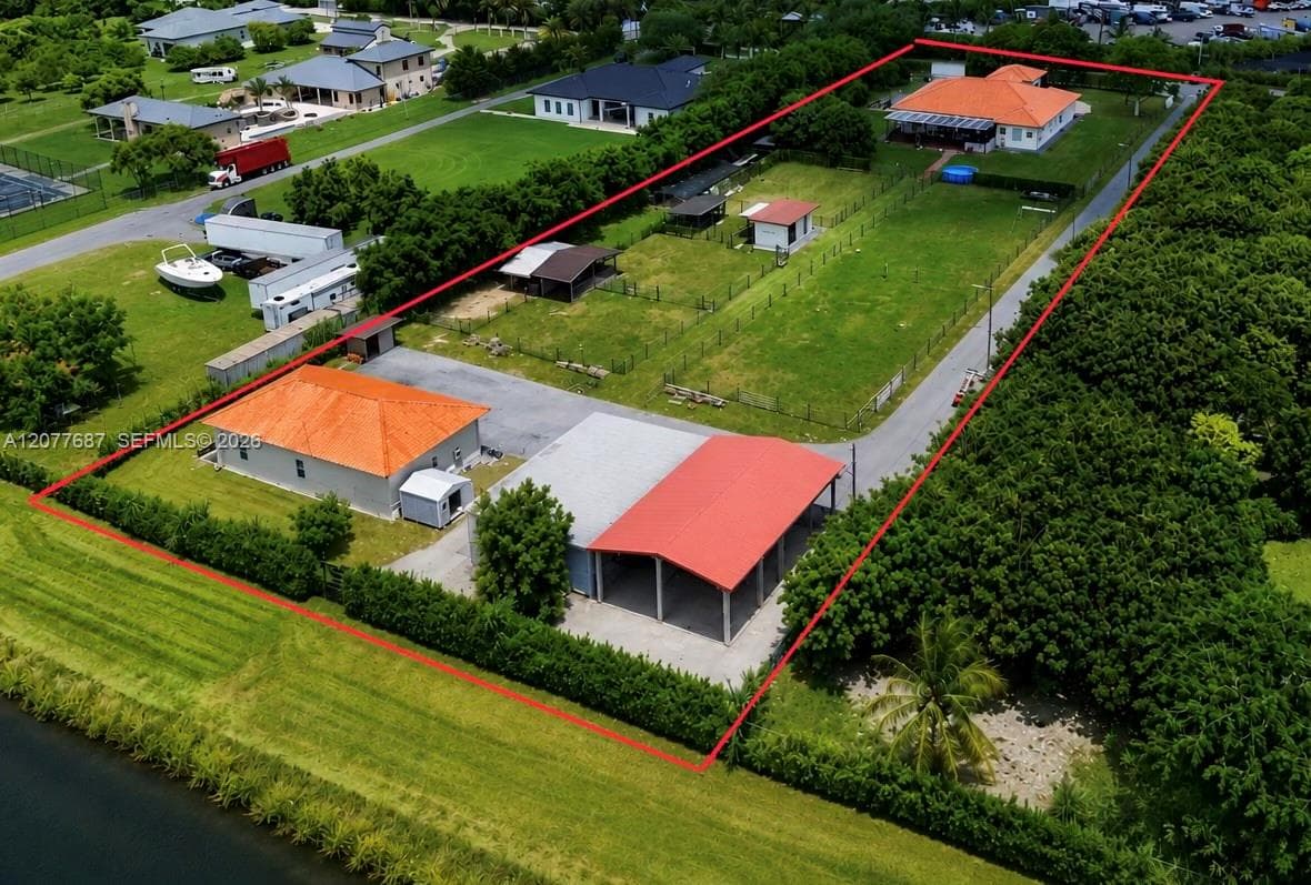 21255 SW 213th Ave Rd, Miami FL 33187