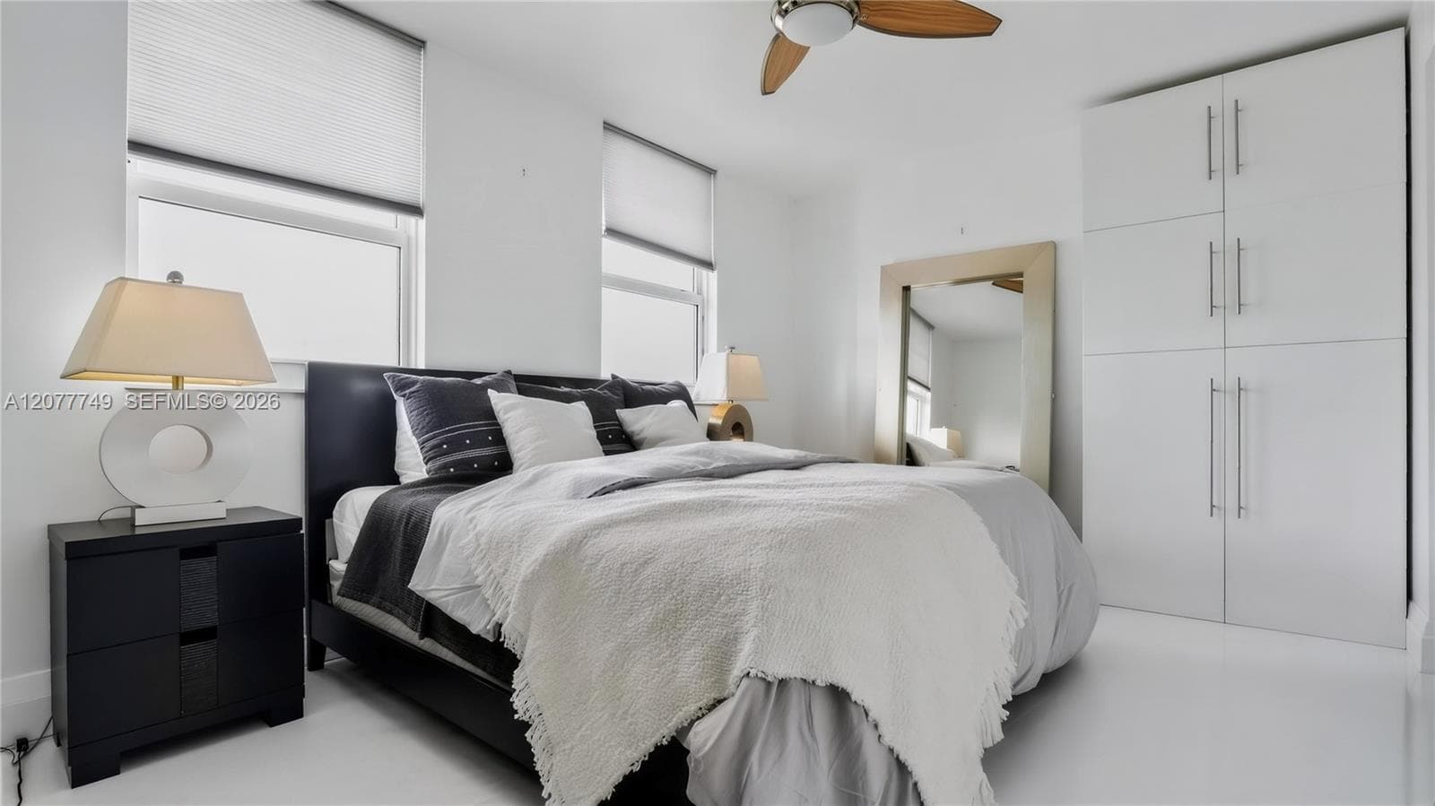 1200 Brickell Bay Dr # 4324, Miami FL 33131
