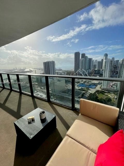1600 NE 1st Ave # 2909, Miami FL 33132