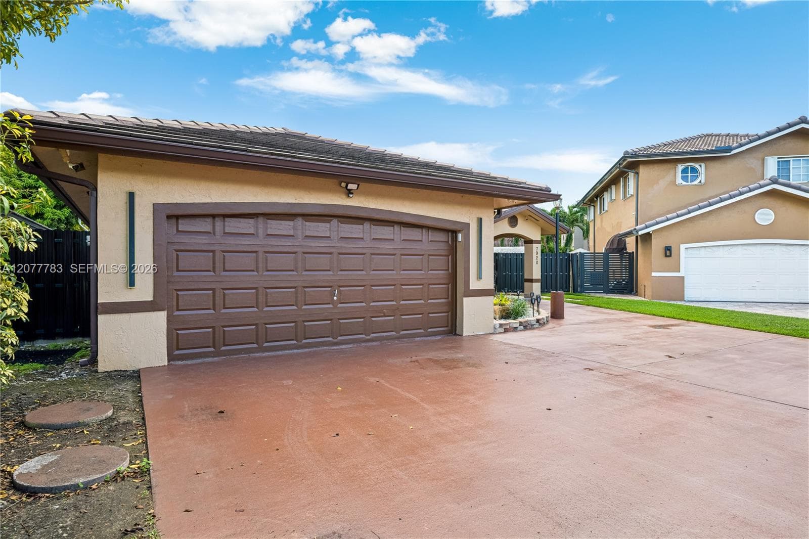 7920 SW 163rd Pl, Miami FL 33193