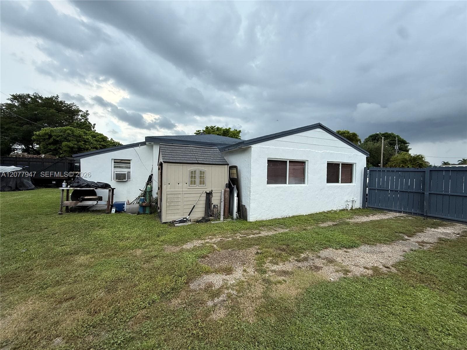 3345 SW 73rd Ave Rd, Miami FL 33155