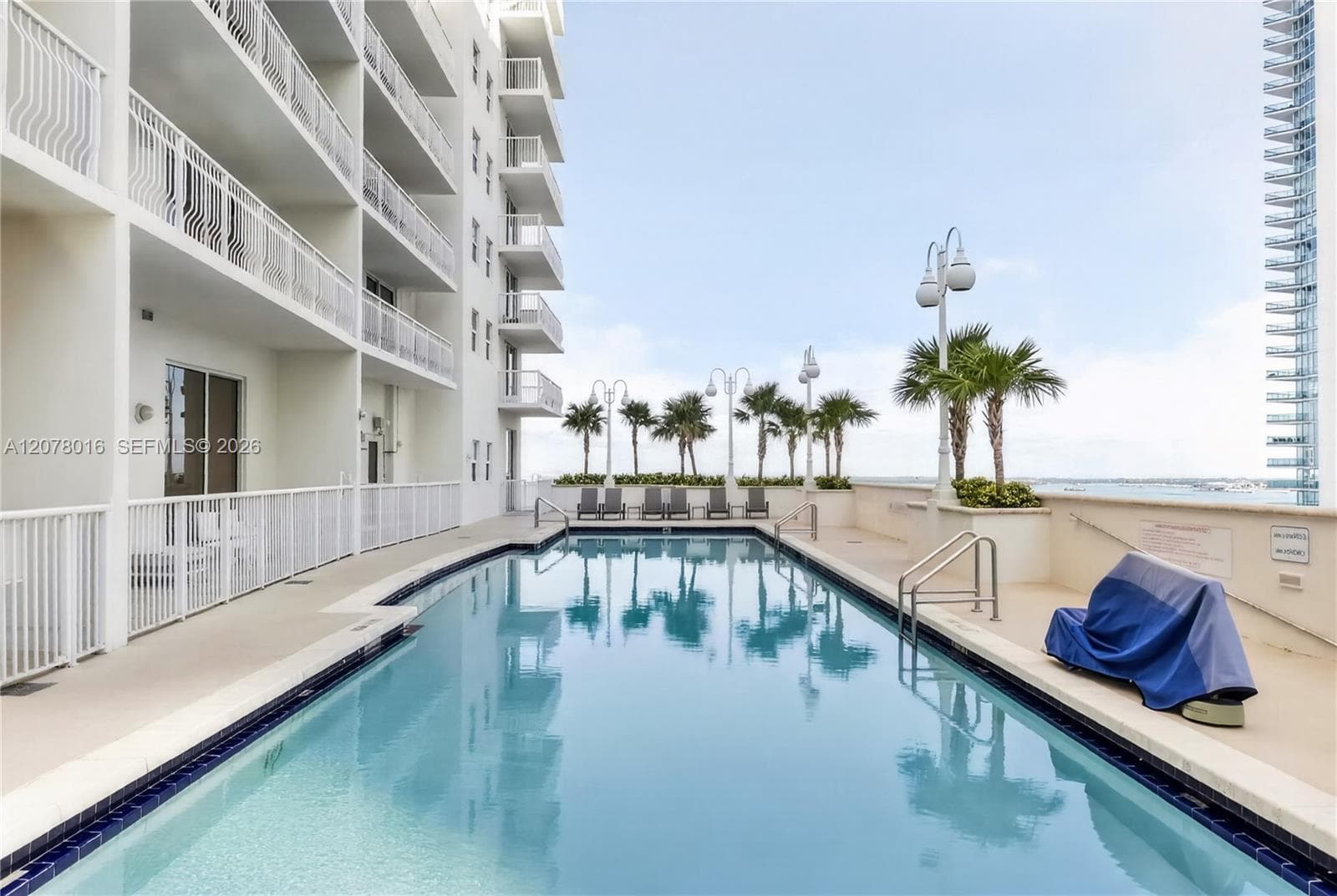 1200 Brickell Bay Dr # 2510, Miami FL 33131