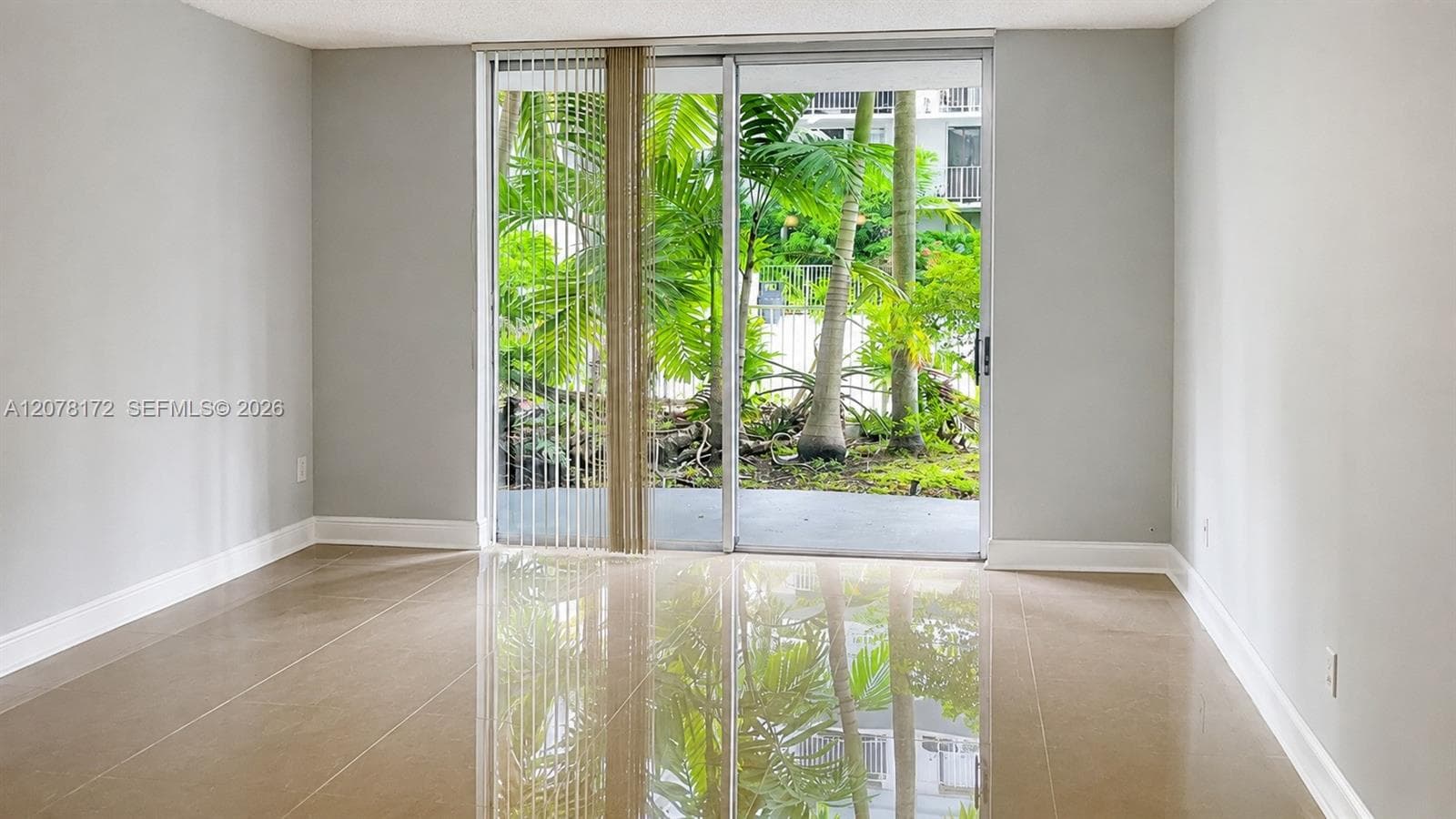 488 NW 165th St Rd # 112, Miami FL 33169