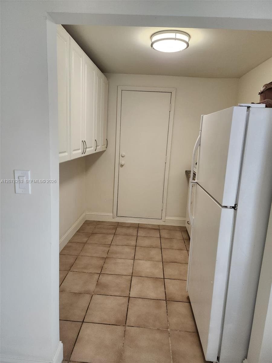 120 NW 18th Ave, Miami FL 33125