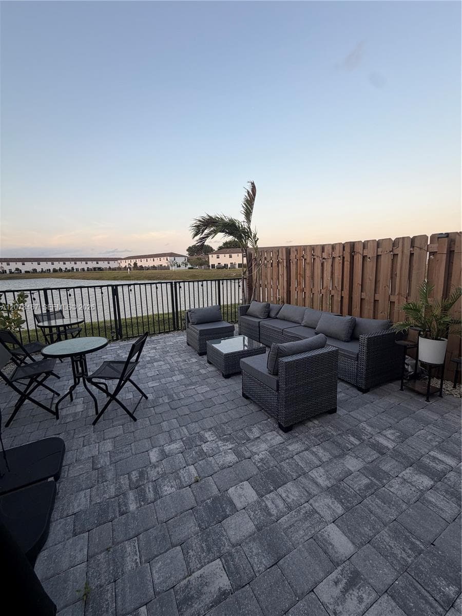 2371 NW 122nd Ter, Miami FL 33167