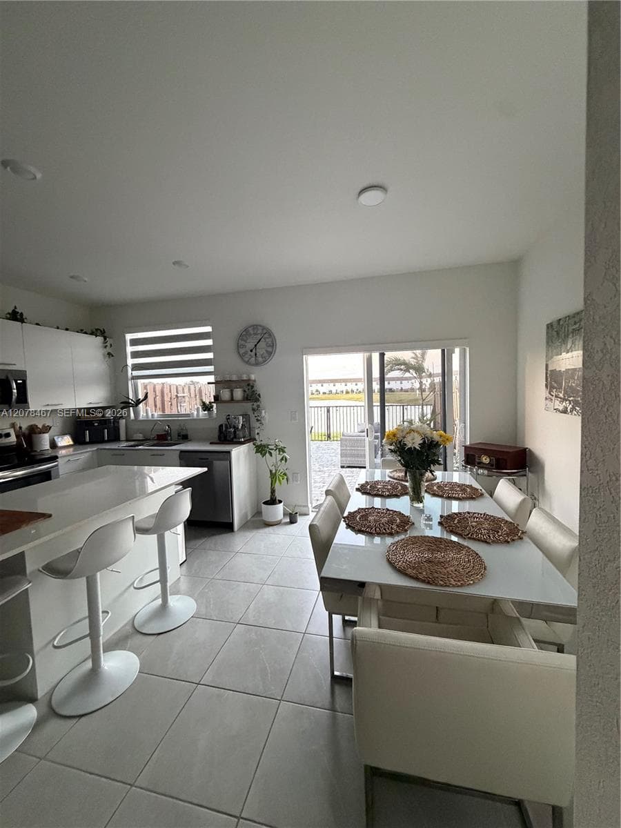 2371 NW 122nd Ter, Miami FL 33167
