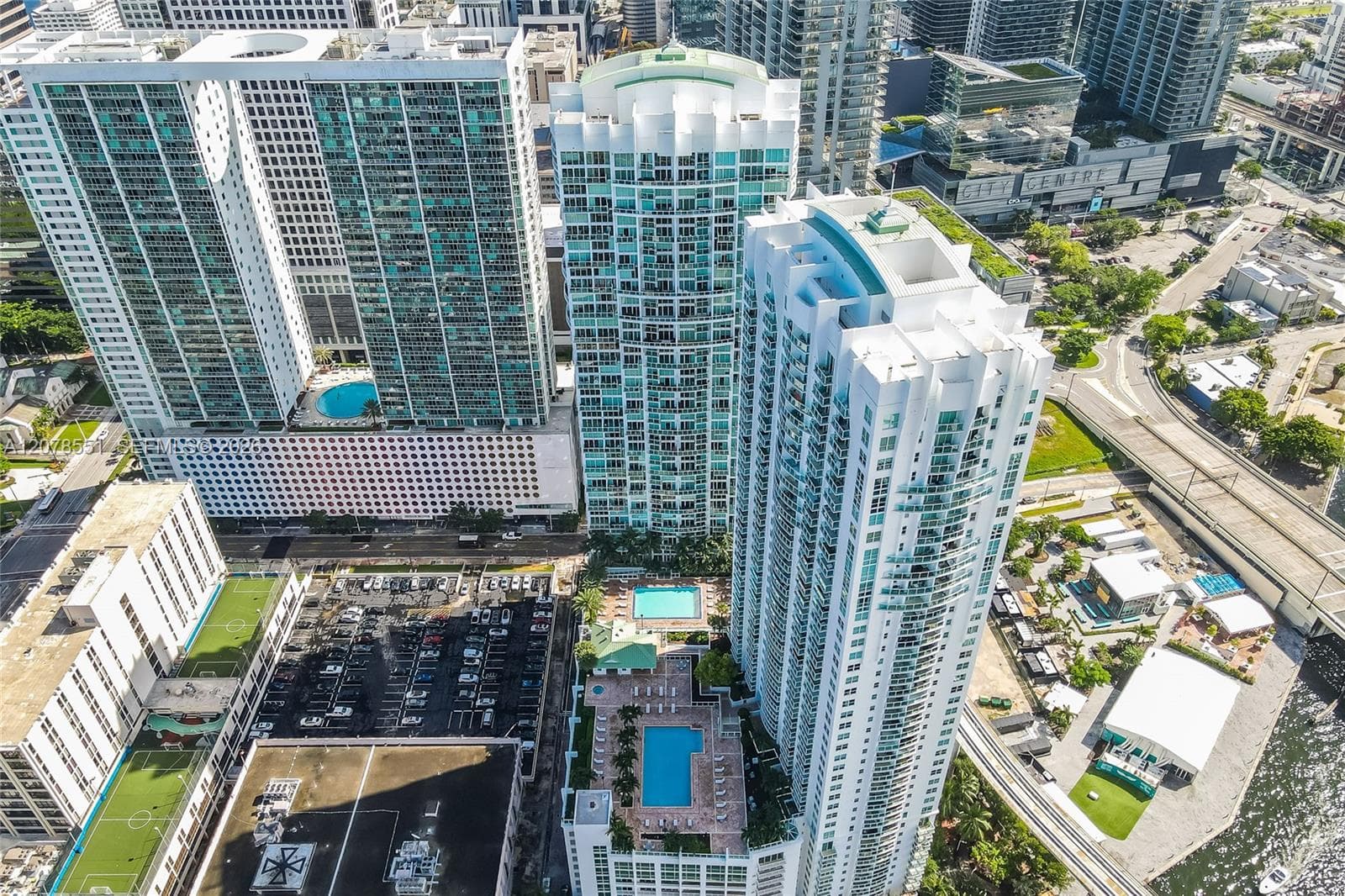41 SE 5th St # 1117, Miami FL 33131
