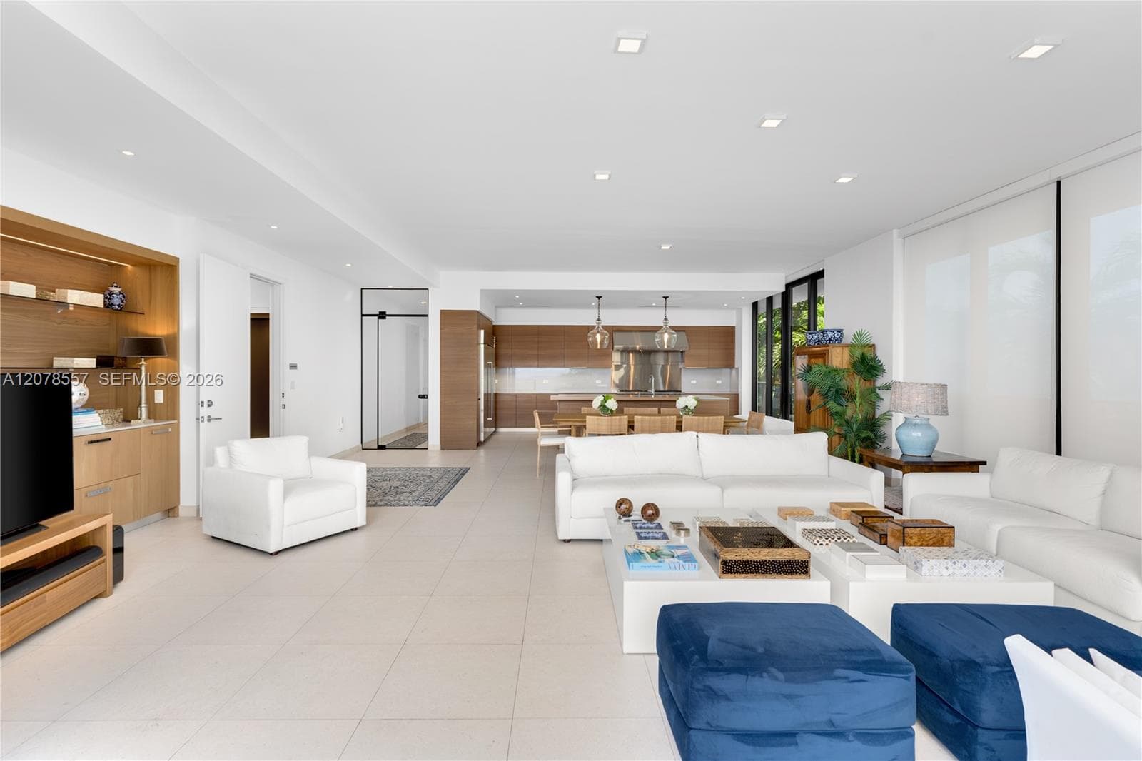 3581 E Glencoe Street # 202, Miami FL 33133