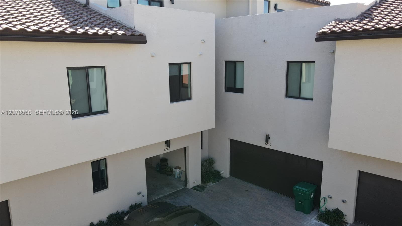 4242 NW 82nd Ave, Doral FL 33166