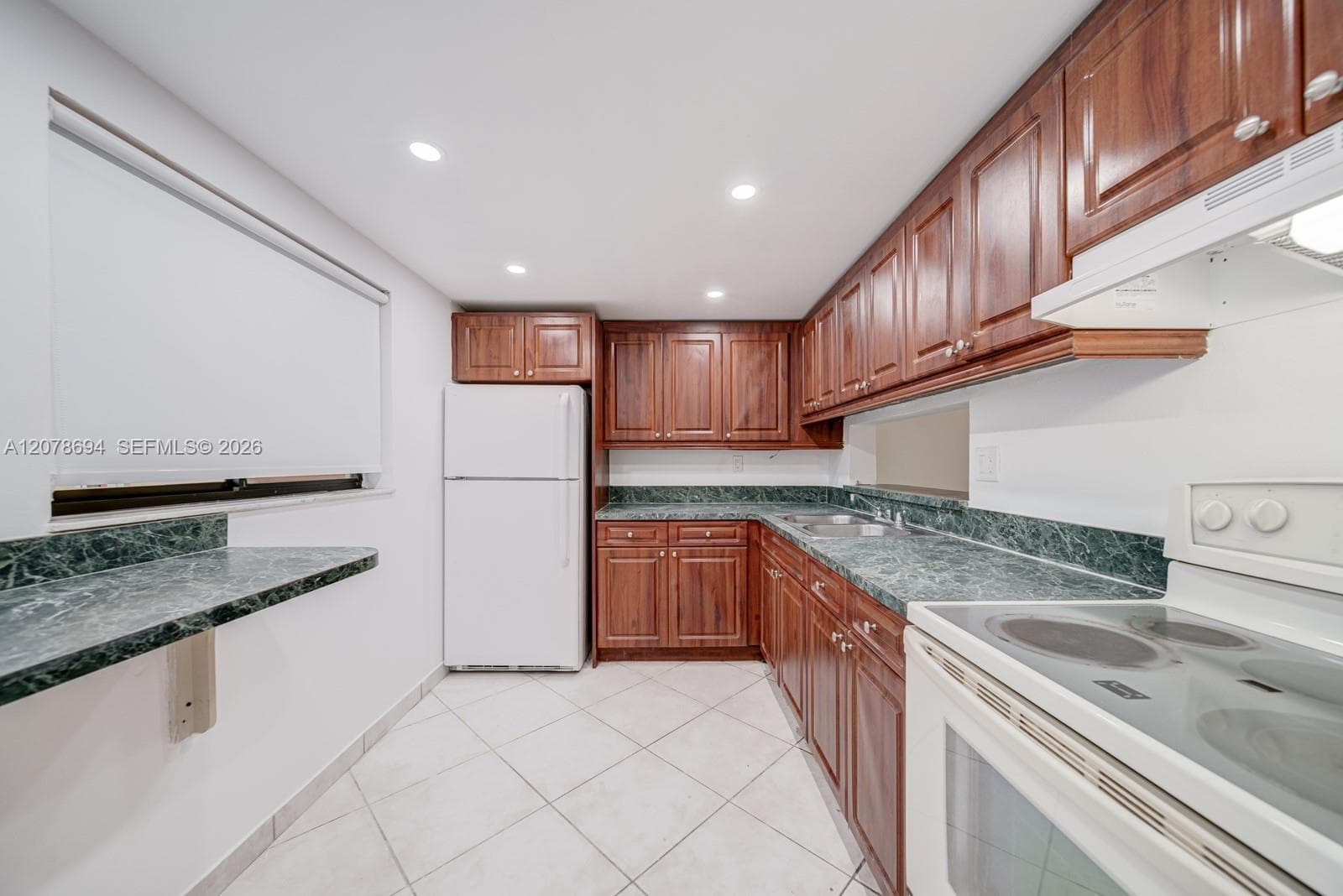 8420 SW 133rd Ave Rd # 224, Miami FL 33183