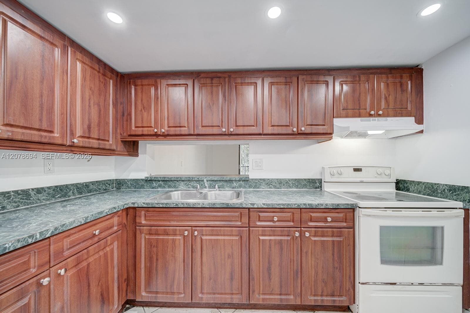 8420 SW 133rd Ave Rd # 224, Miami FL 33183