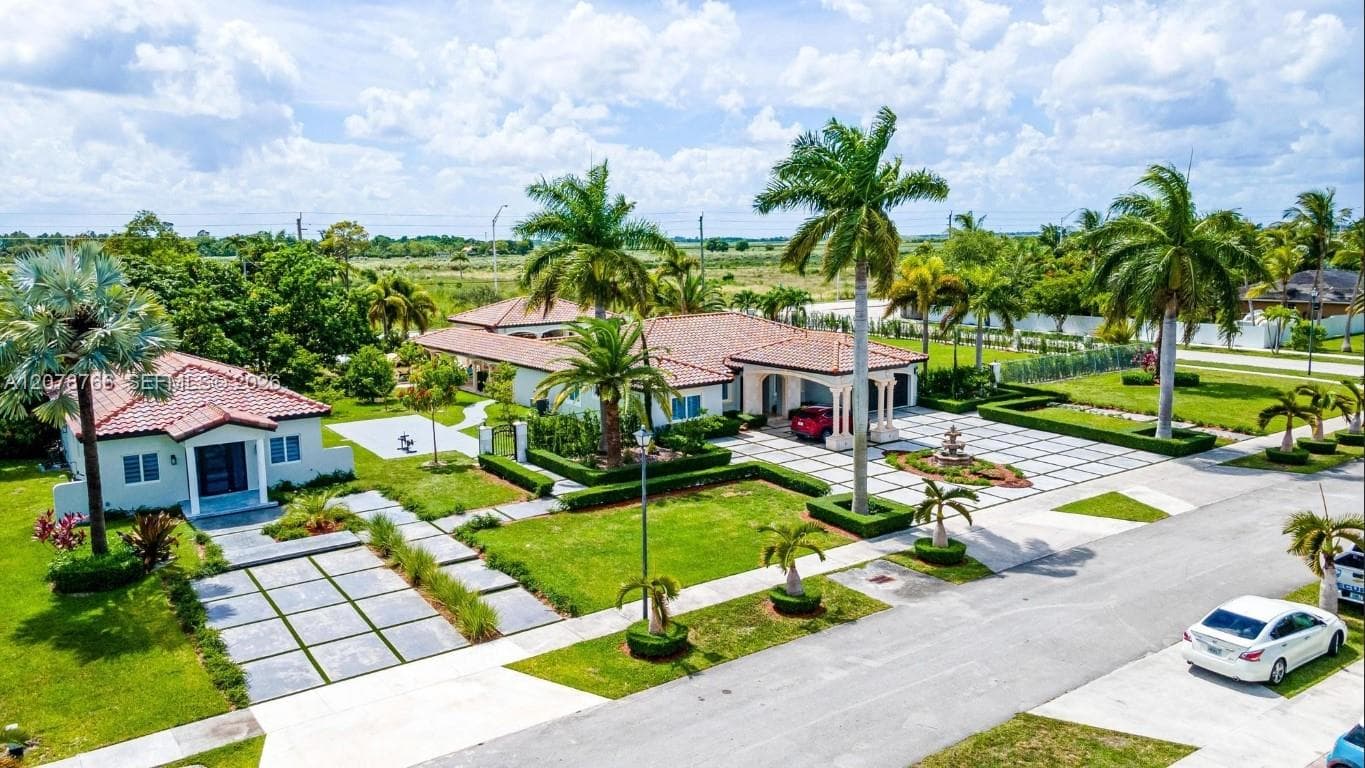 17122 SW 156th Ct, Miami FL 33187