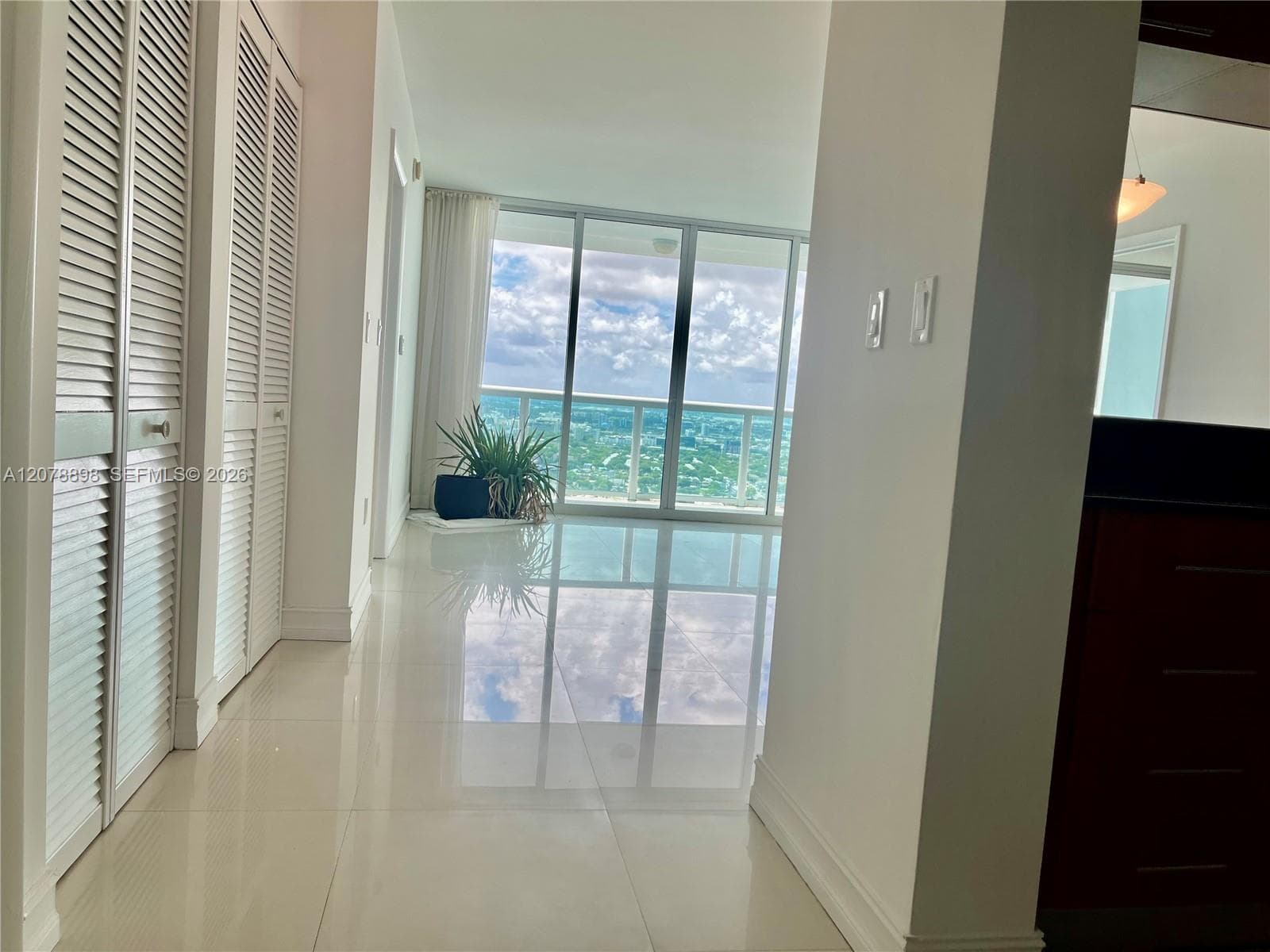 1800 N Bayshore Dr # 3710, Miami FL 33132