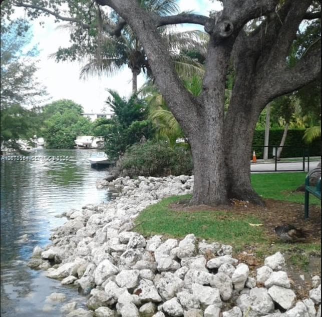 436 NE 77th St Rd # 6, Miami FL 33138