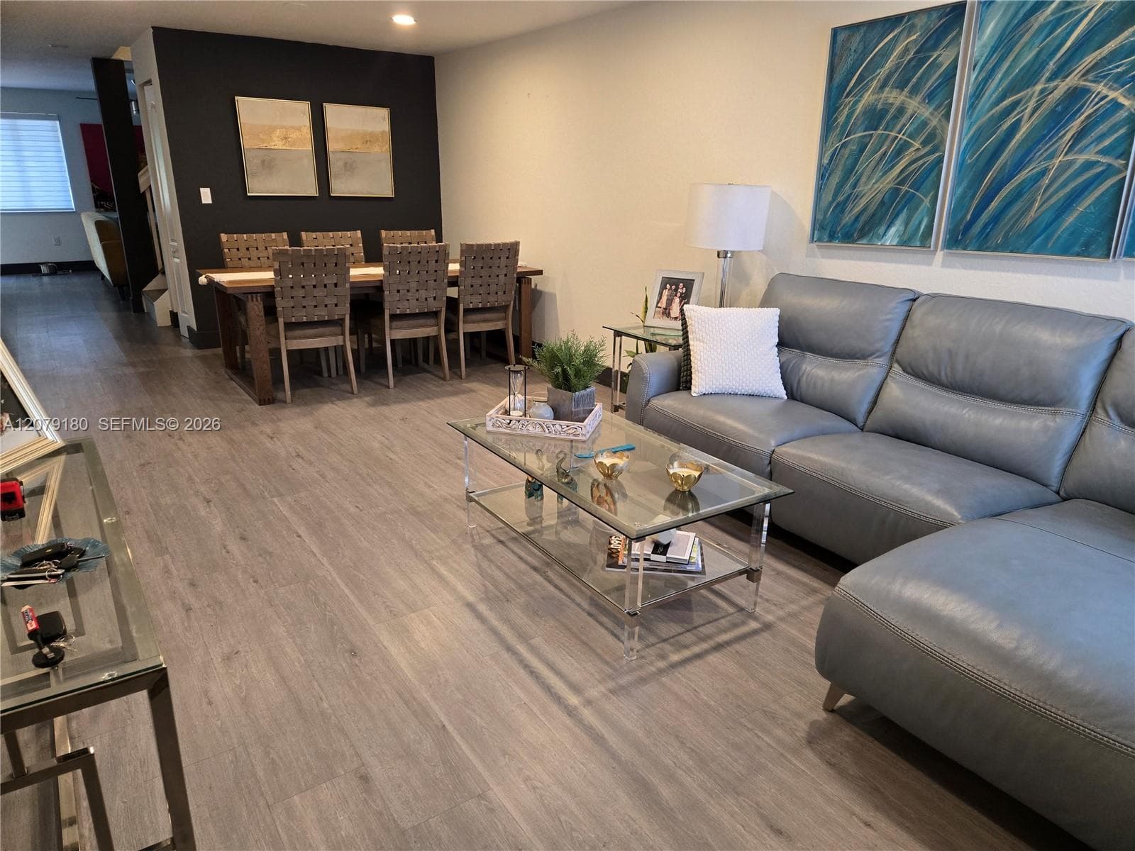 11464 NW 50th Ter, Doral FL 33178