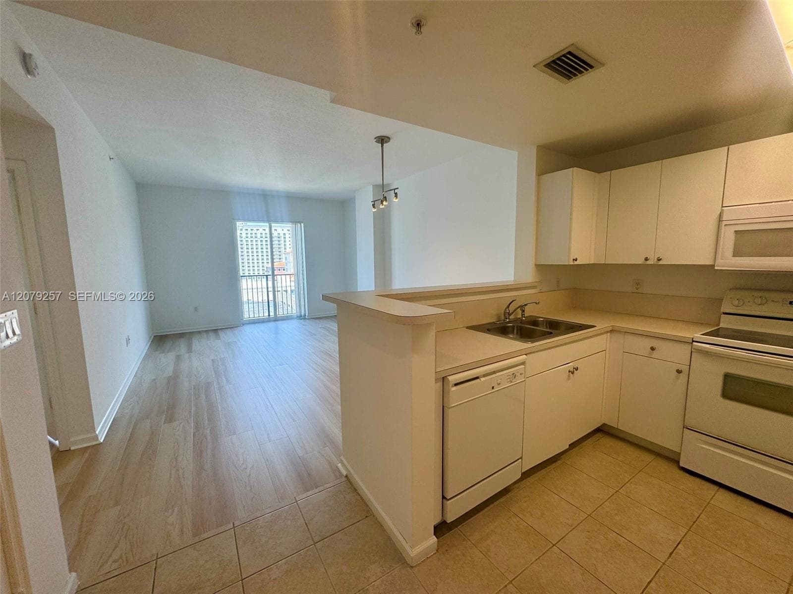 10 Aragon Ave # 1008, Coral Gables FL 33134