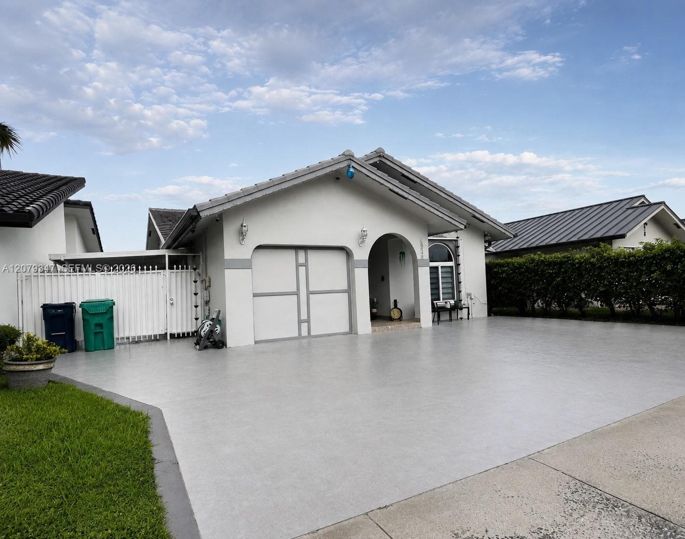 4939 SW 143rd Ave, Miami FL 33175