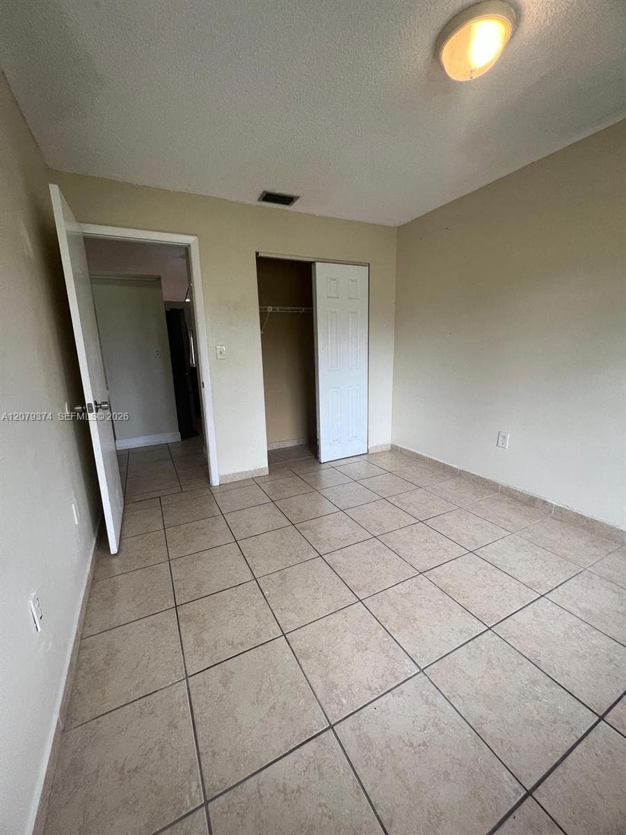 6028 SW 147th Pl, Miami FL 33193