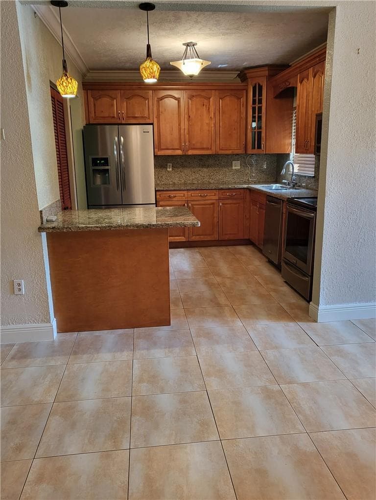 780 NE 199TH Street # 101E, Miami FL 33179