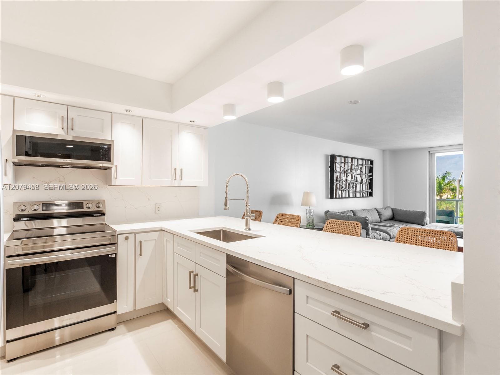 5701 Collins Ave # 307, Miami Beach FL 33140