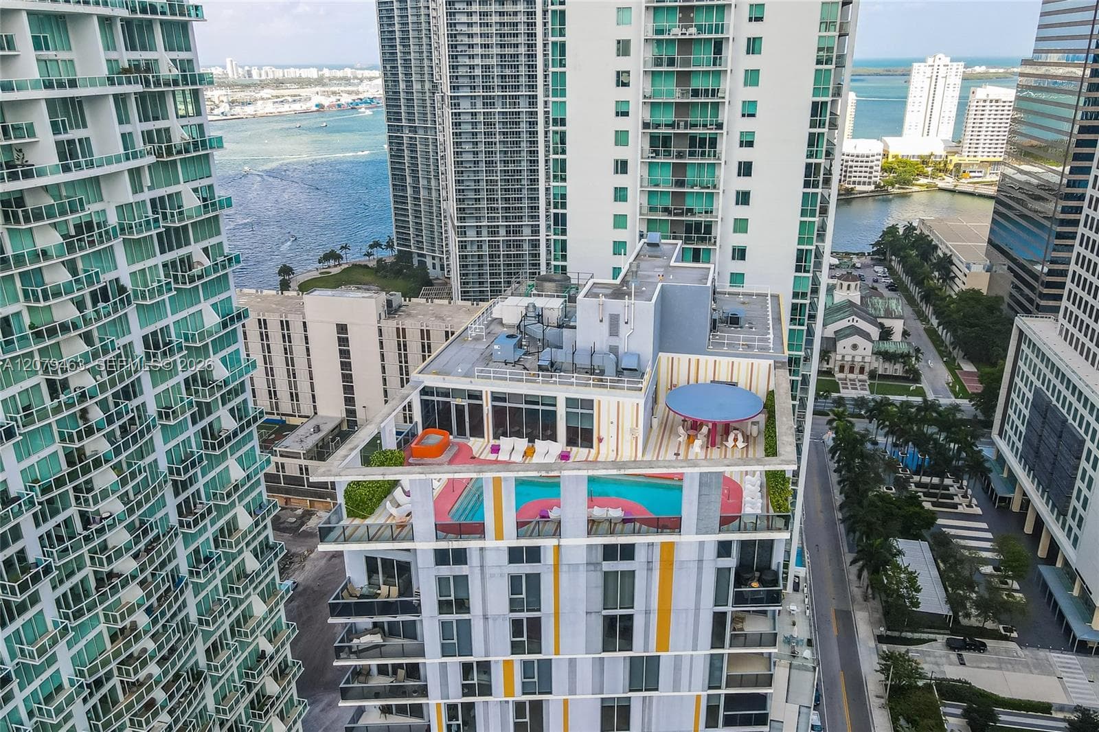 31 SE 6th St # 707, Miami FL 33131