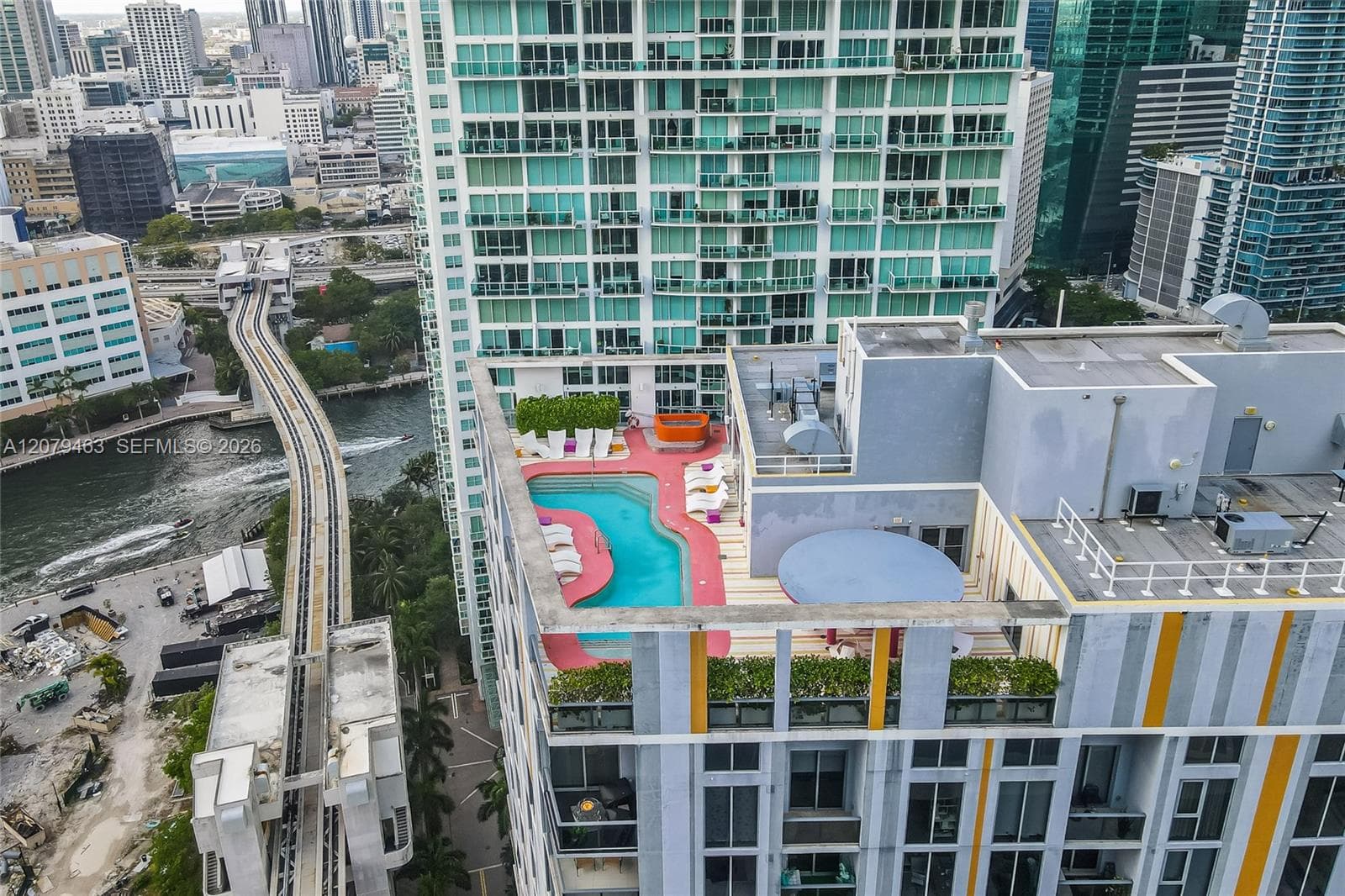 31 SE 6th St # 707, Miami FL 33131