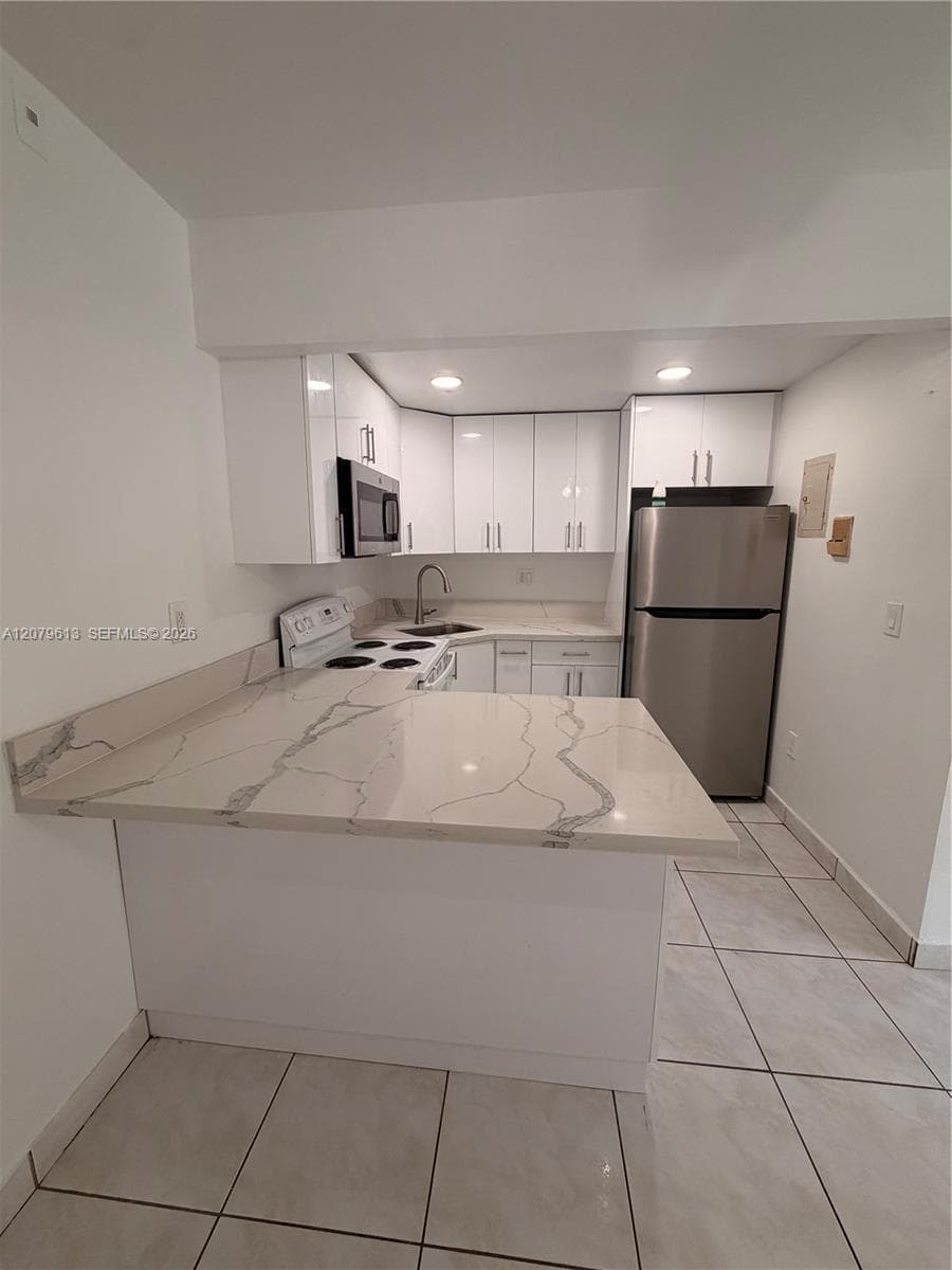 4715 NW 7th St # 2, Miami FL 33126