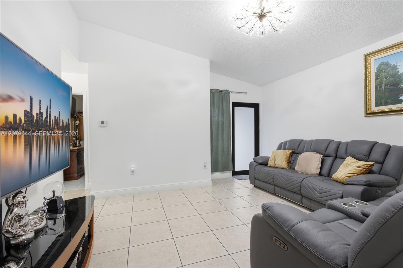 20752 SW 121st Ct, Miami FL 33177