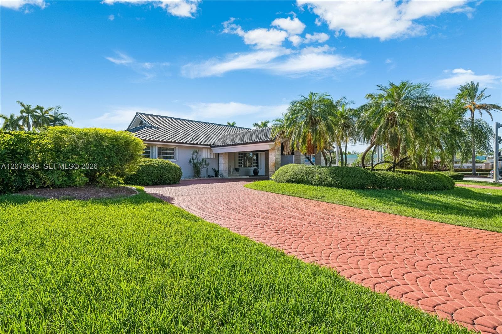 590 NW 132nd Ave, Miami FL 33182