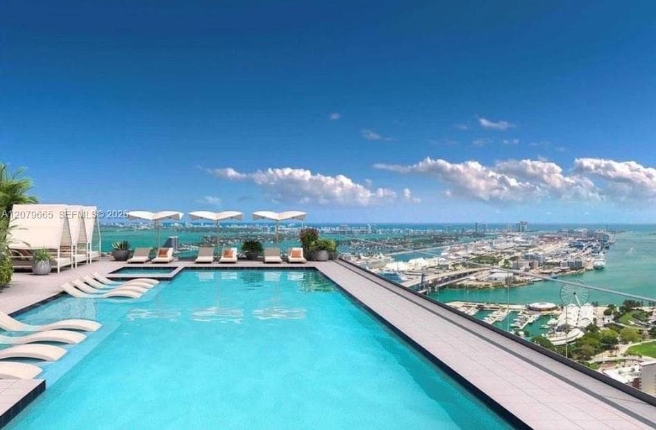 121 NE 5th St # 2002, Miami FL 33132