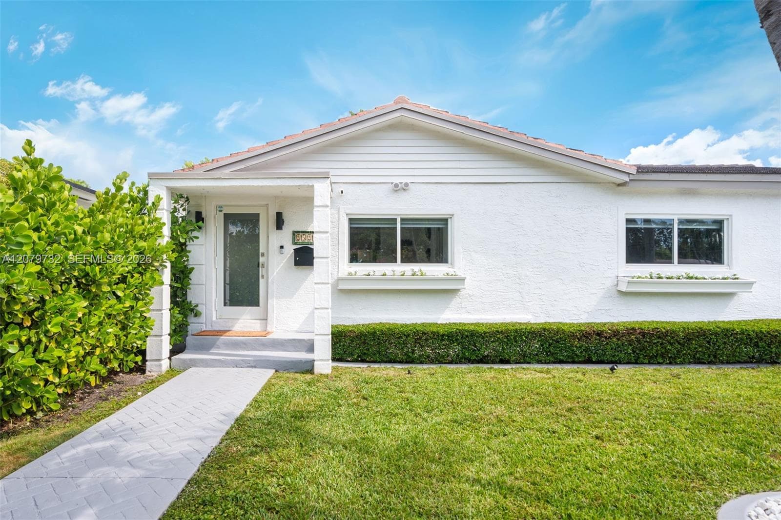 2521 SW 25th Ter, Miami FL 33133