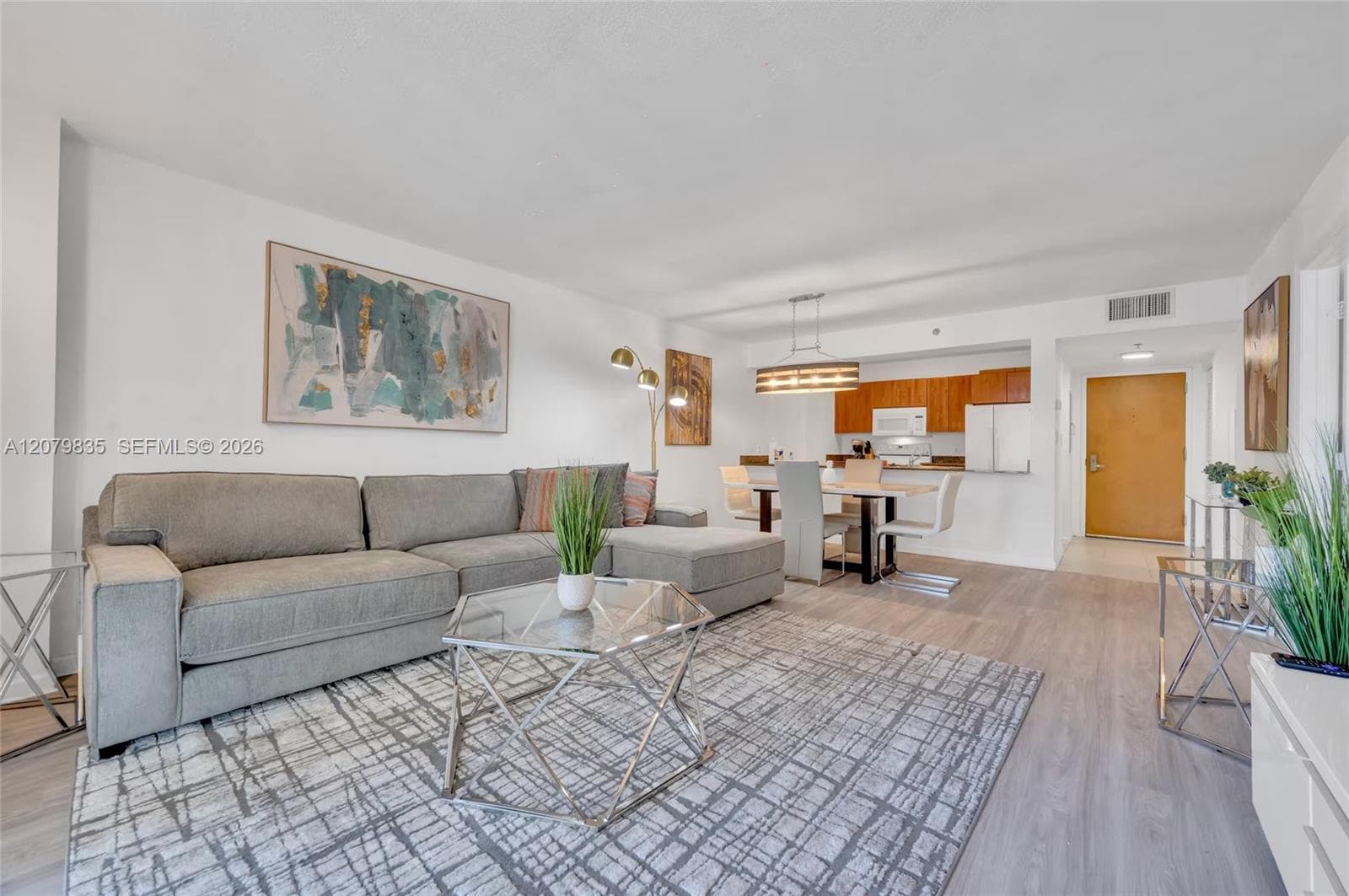 1200 Brickell Bay Dr # 2904, Miami FL 33131