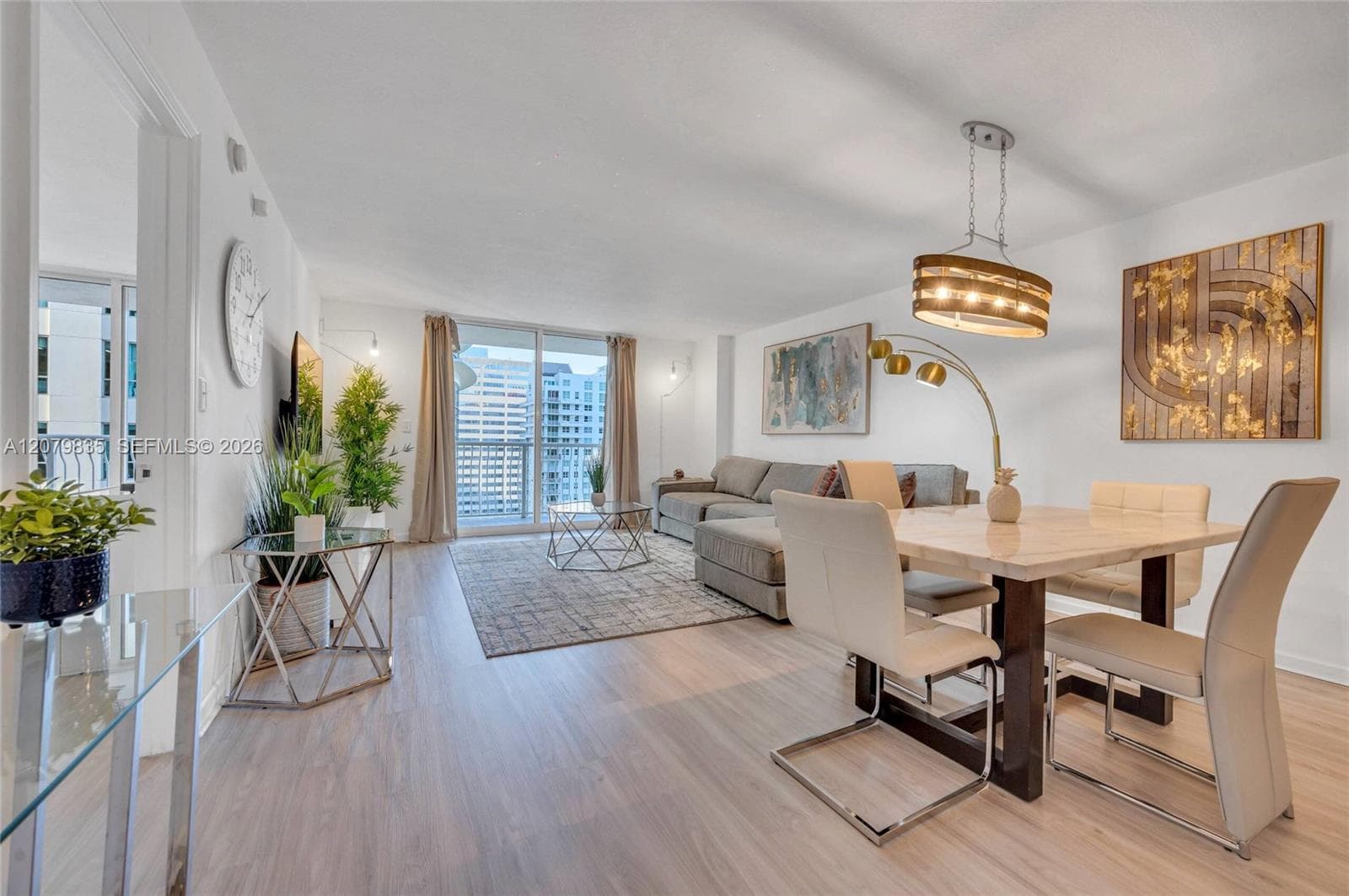 1200 Brickell Bay Dr # 2904, Miami FL 33131