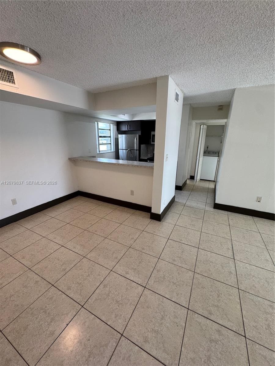 18224 Mediterranean Blvd # 17, Miami FL 33015