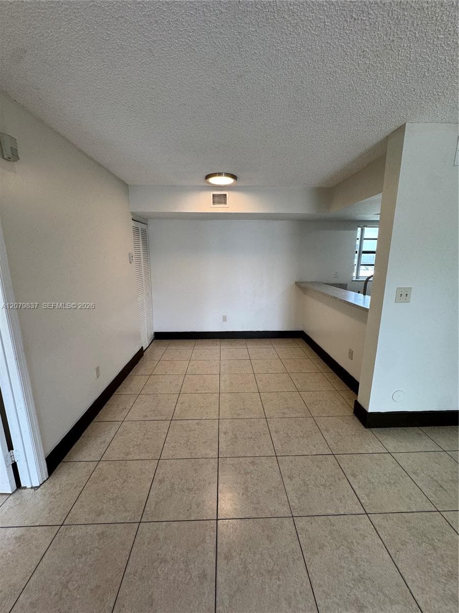18224 Mediterranean Blvd # 17, Miami FL 33015